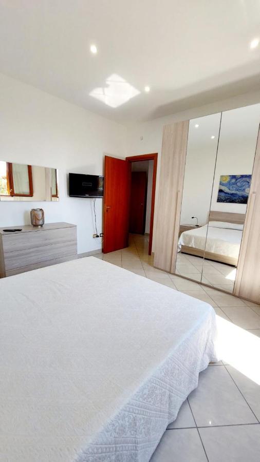 Summer Breeze Apartment - Avola Eksteriør bilde
